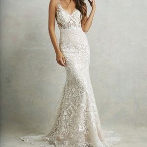 Wedding Dress - Tara Lauren (Unaltered-Never Worn)